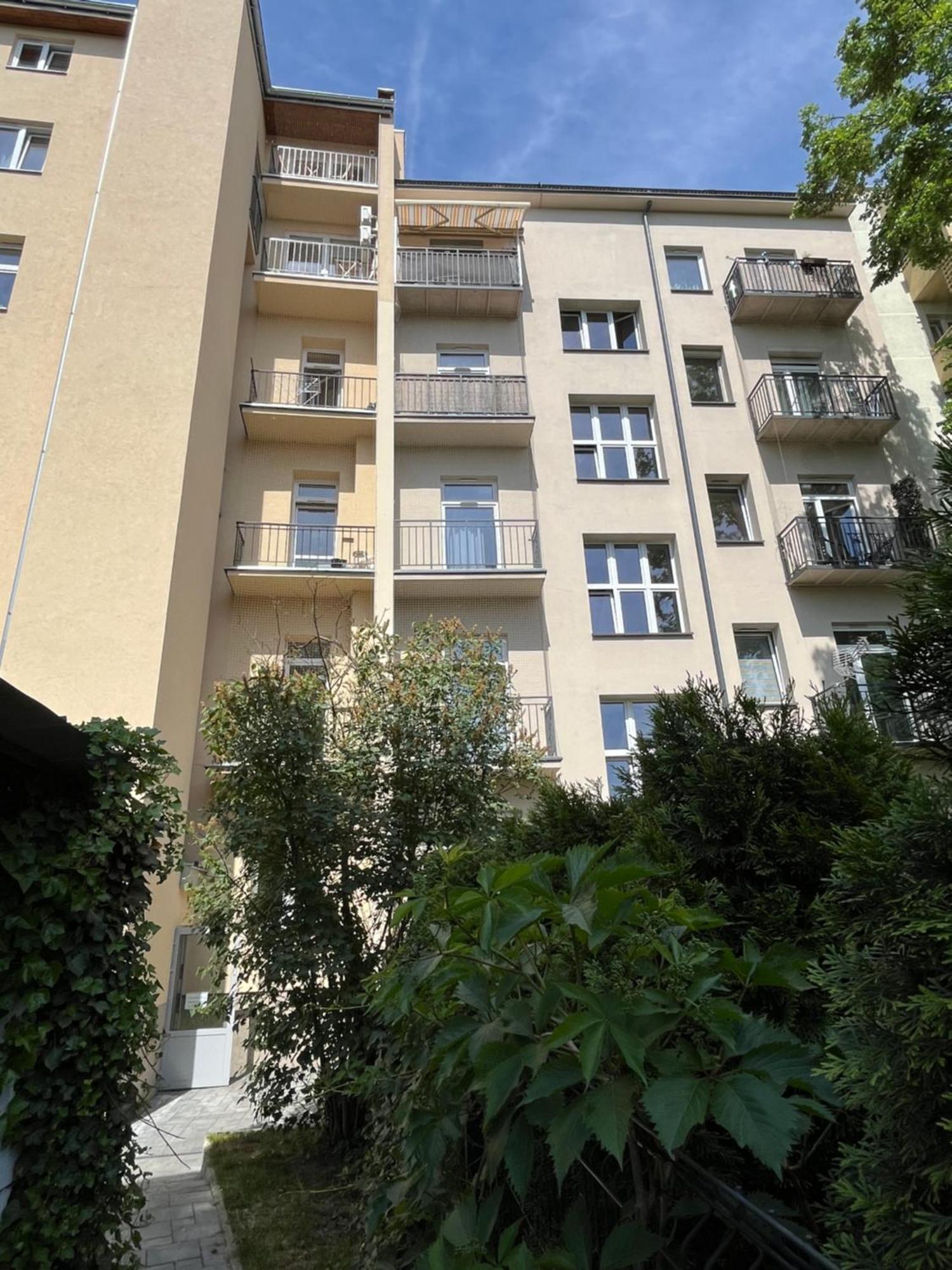 Feelhome Apartment With Kitchen Krasków Εξωτερικό φωτογραφία